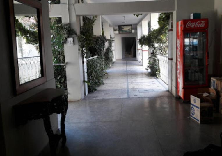 Palm Valley Hotel Sukkur Kültér fotó
