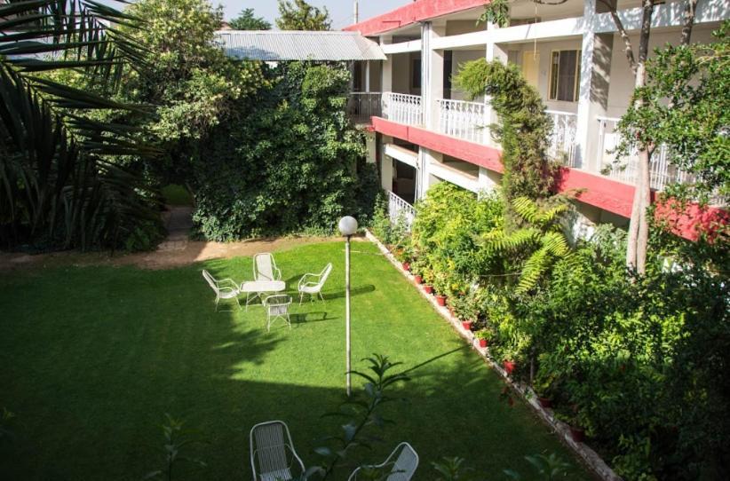 Palm Valley Hotel Sukkur Kültér fotó